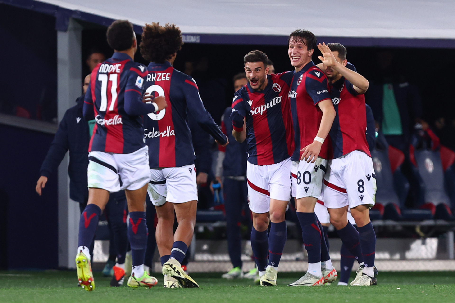 焦点大战:棒球上演巅峰碰撞 焦点大战:棒球上演巅峰碰撞