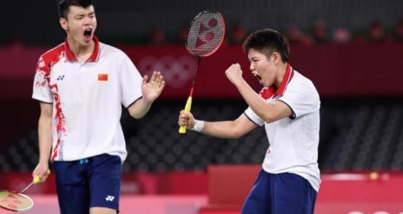 韩国队轻取中国队，黄鸭组合带队取胜