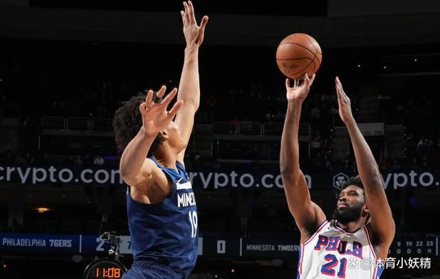 76人翻盘上海队，恩比德惊艳四座
