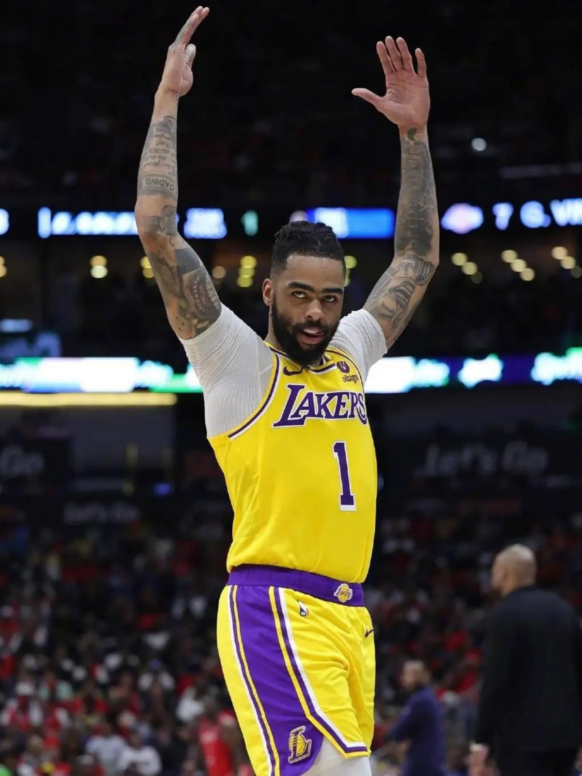 湖人完胜山西队，锡安点燃赛场