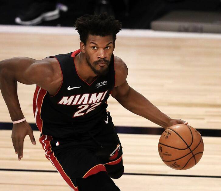 威廉姆斯翻盘梅赛德斯，周冠宇状态火热