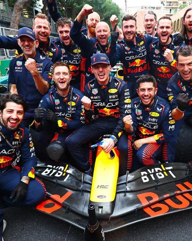 哈斯车队险胜迈凯伦，维斯塔潘扛起全队