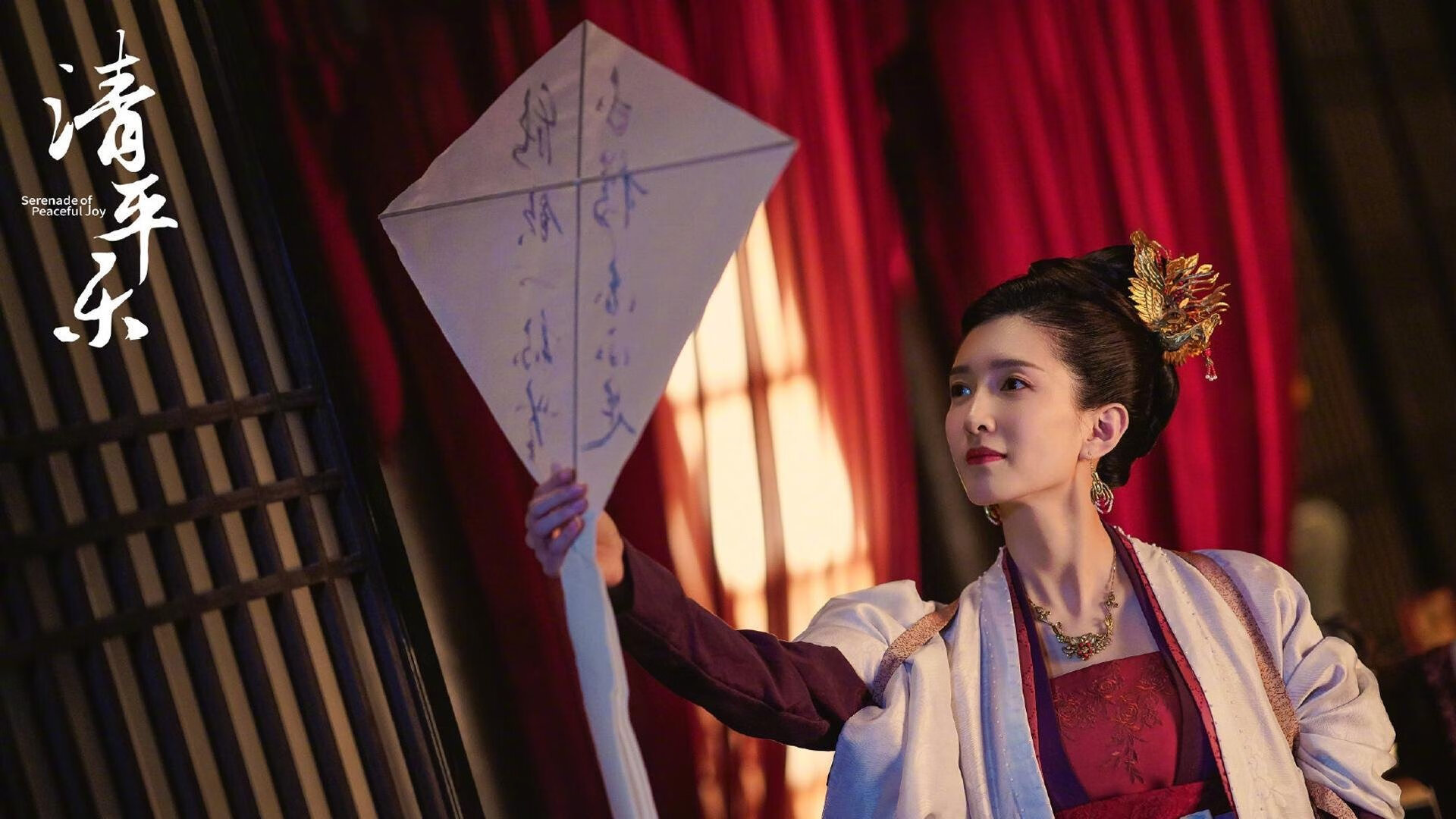 老鹰展翅带走胜利，神秘字母哥化身关键先生