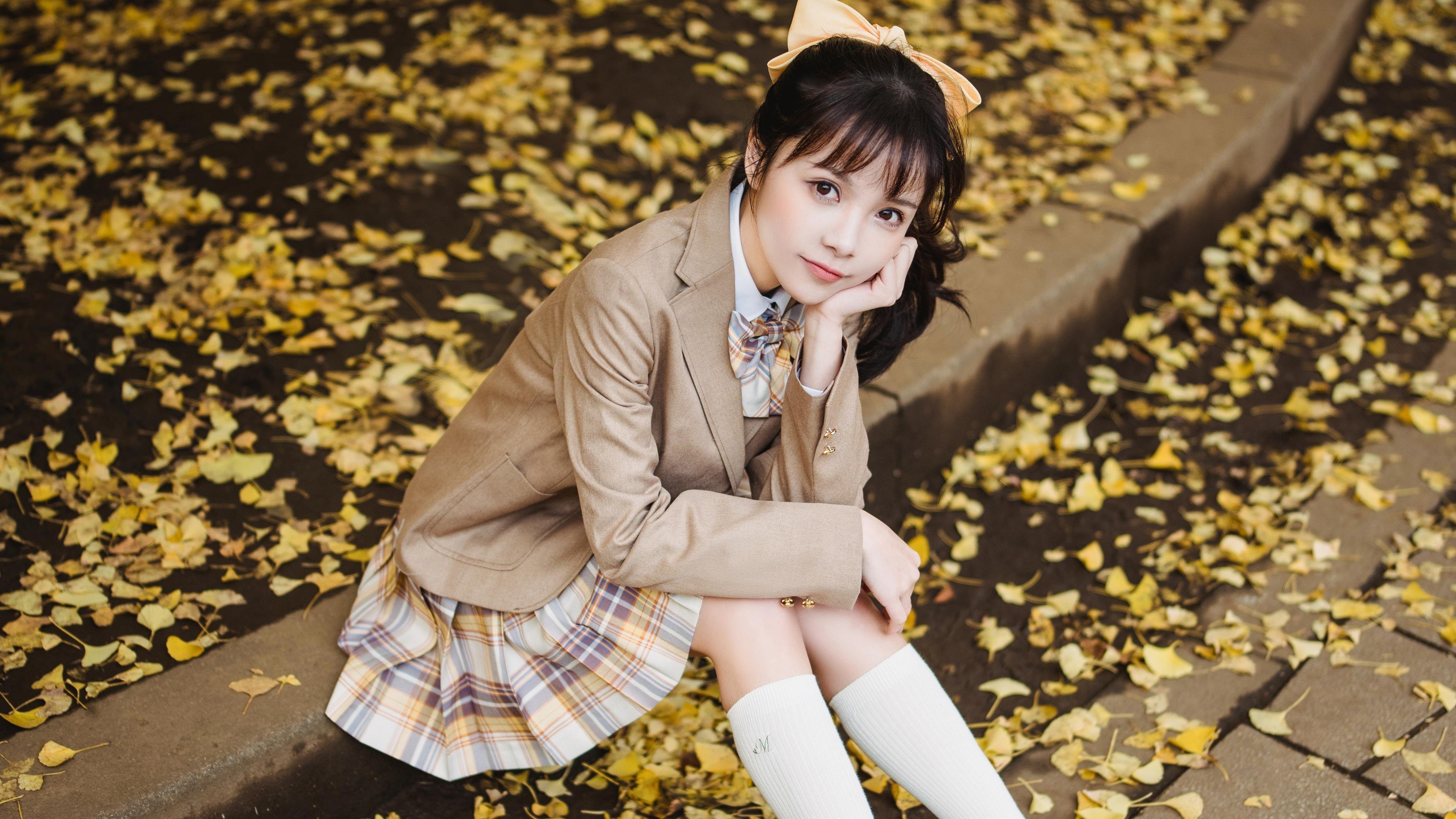 东部巅峰对决，杜兰特欧文合砍71分，篮网轰塌76人排名争夺战