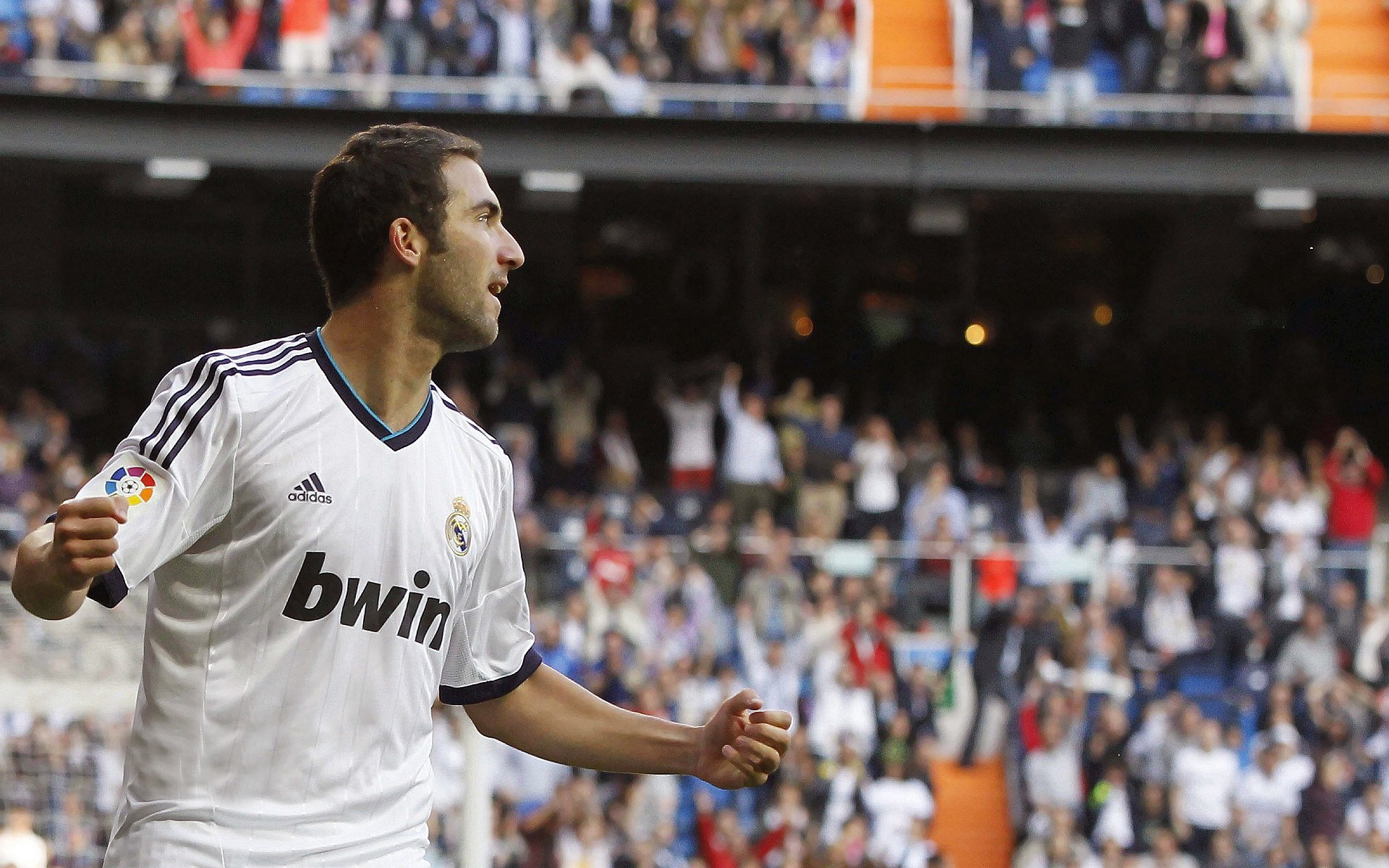 暗夜降魔曲，当保罗在圣安东尼奥弹响唯一的钢琴