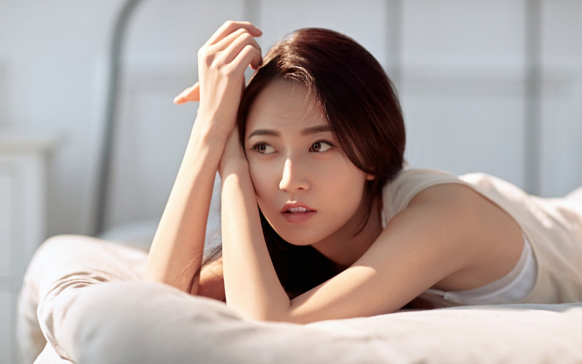 开云体育APP下载-赛道夜魅，当拉亚在F1街道上编织光的统治力